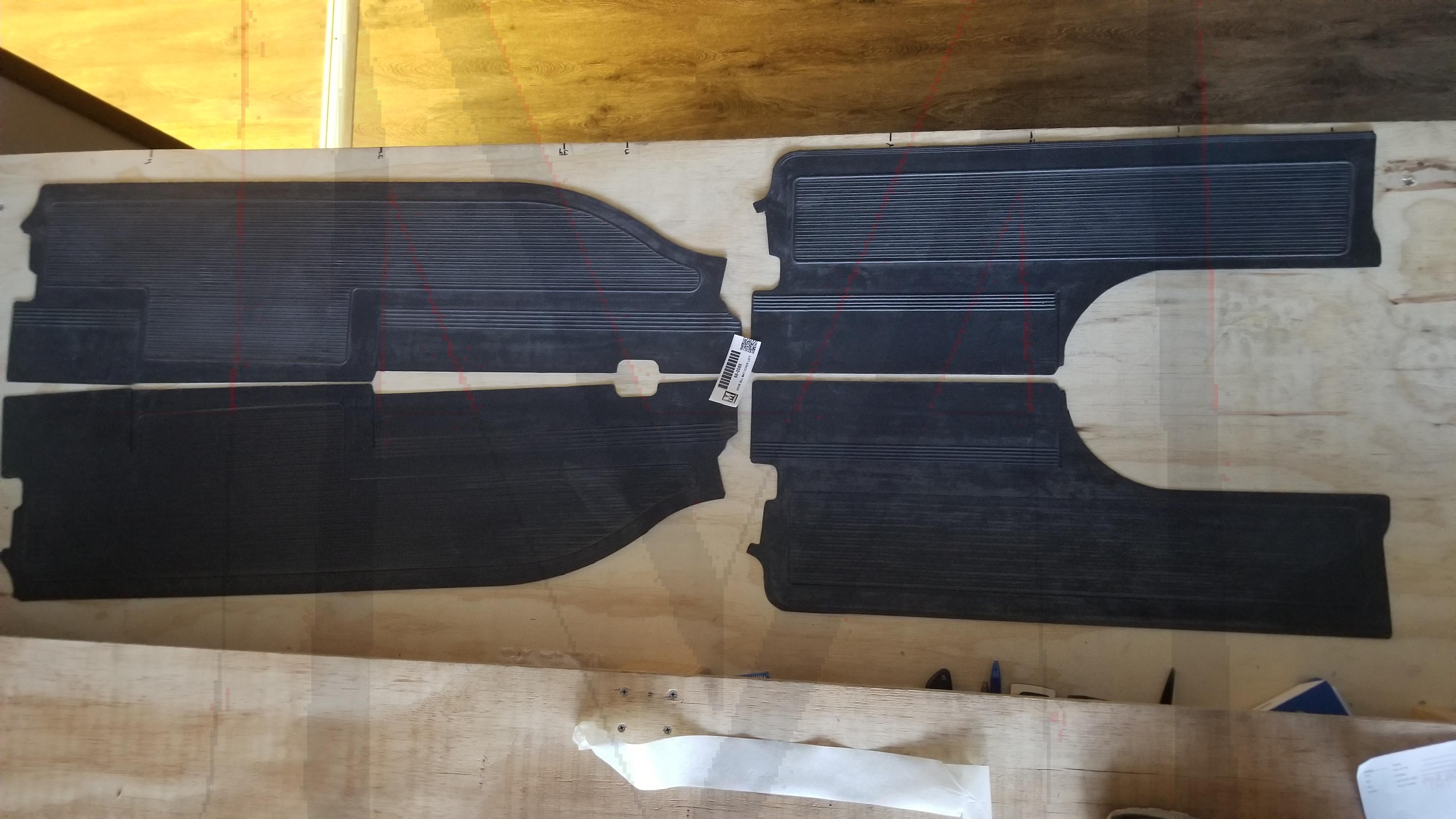 68_0088 DOOR SILL MAT COVER SET