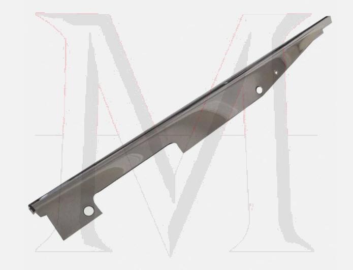 CHROME REAR MOULDING PANEL CHROME REAR MOULDING PANEL