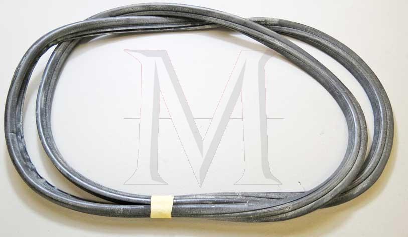 38-0002 FRONT WINDSHIELD SEAL