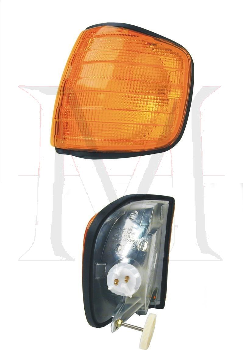 0008208521 BLINKER LAMP LEFT AMBER