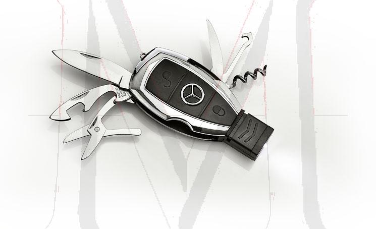85_0105 Mercedes-Benz Pocket Knife