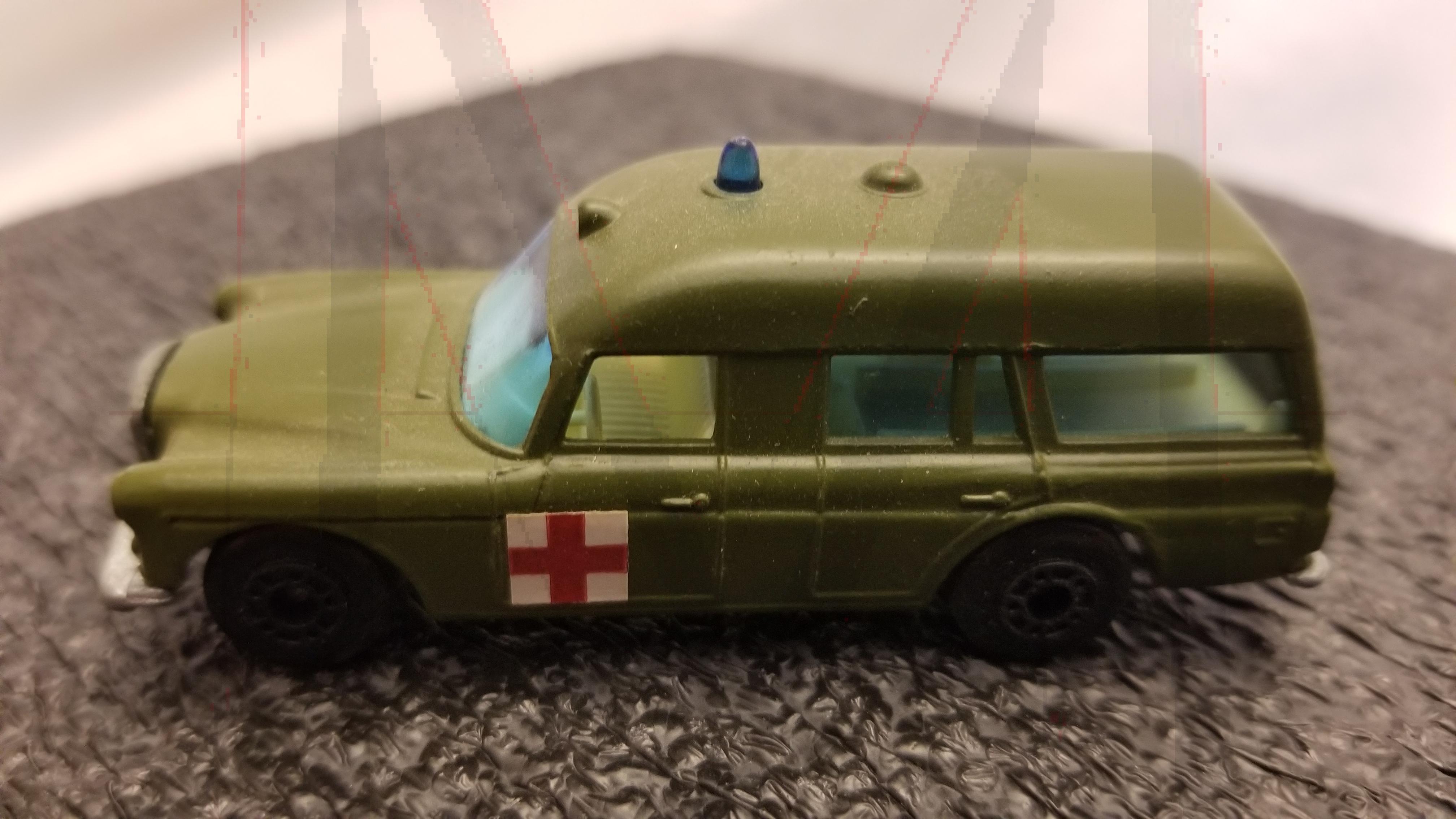 20190806_124314 MERCEDES "BINZ" MILITARY AMBULANCE